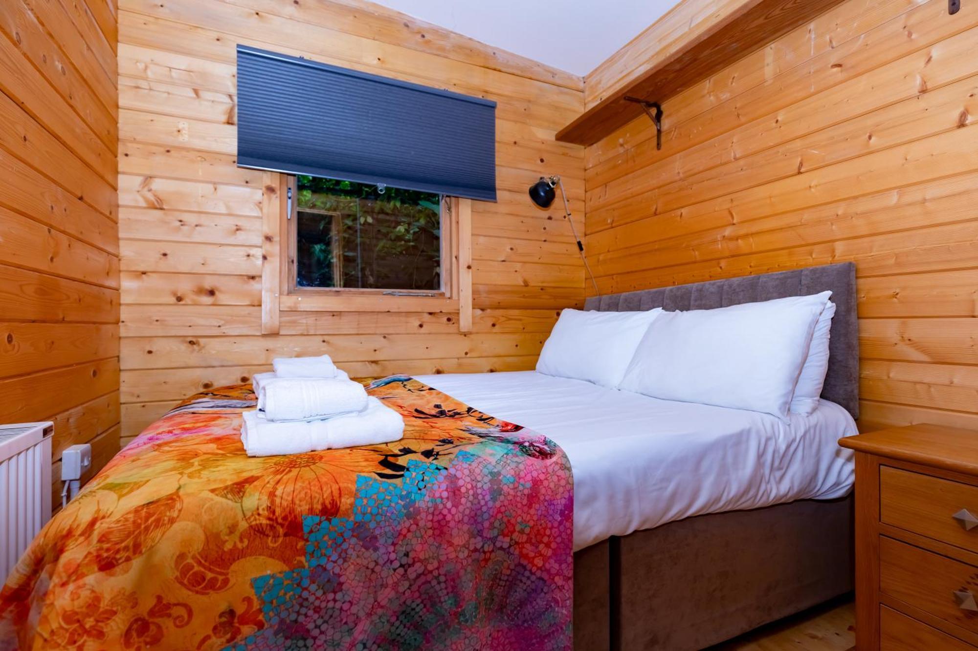 Universal Harmony Retreats Glastonbury Apartment Ngoại thất bức ảnh